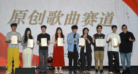 Facetune_24-06-2025-16-29-01_副本